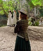 samaraweaving_picnicathangingrock_0003.jpg